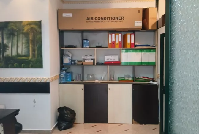 Jepet me qera ambient biznesi 21 dhjetori/45,000 leke