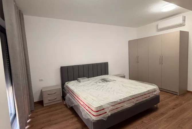 Shtepi me qera Apartament ne Tirane, 1+1, Mobilimi E mobiluar, Pagesa 70,000  Leke.