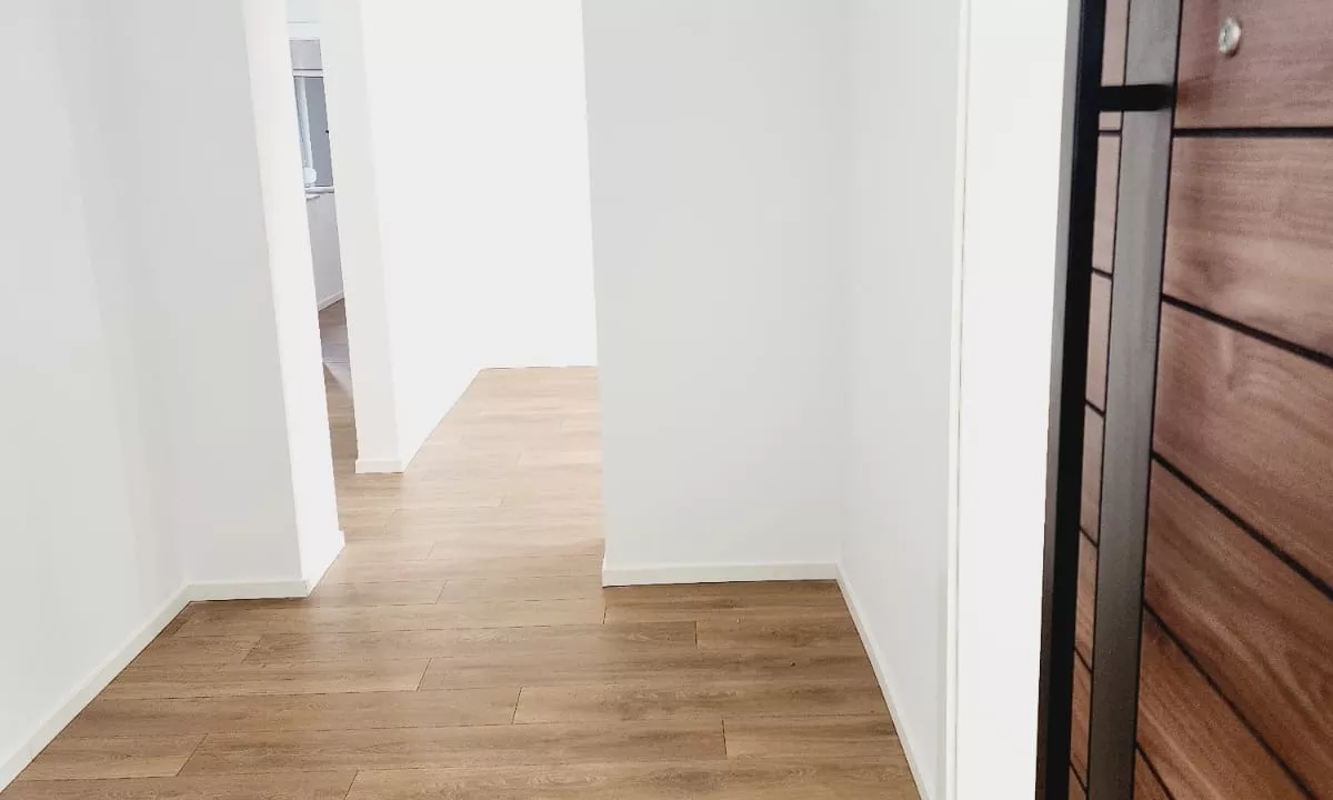 Appartamento in vendita a Tirana 2+1, Vuoto