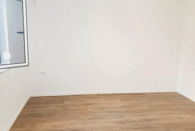 Appartamento in vendita a Tirana 2+1, Vuoto