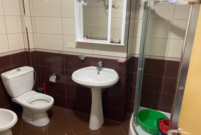 Appartamento in affitto a Tirana 1+1, Arredato