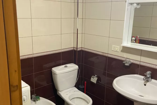 Appartamento in affitto a Tirana 1+1, Arredato