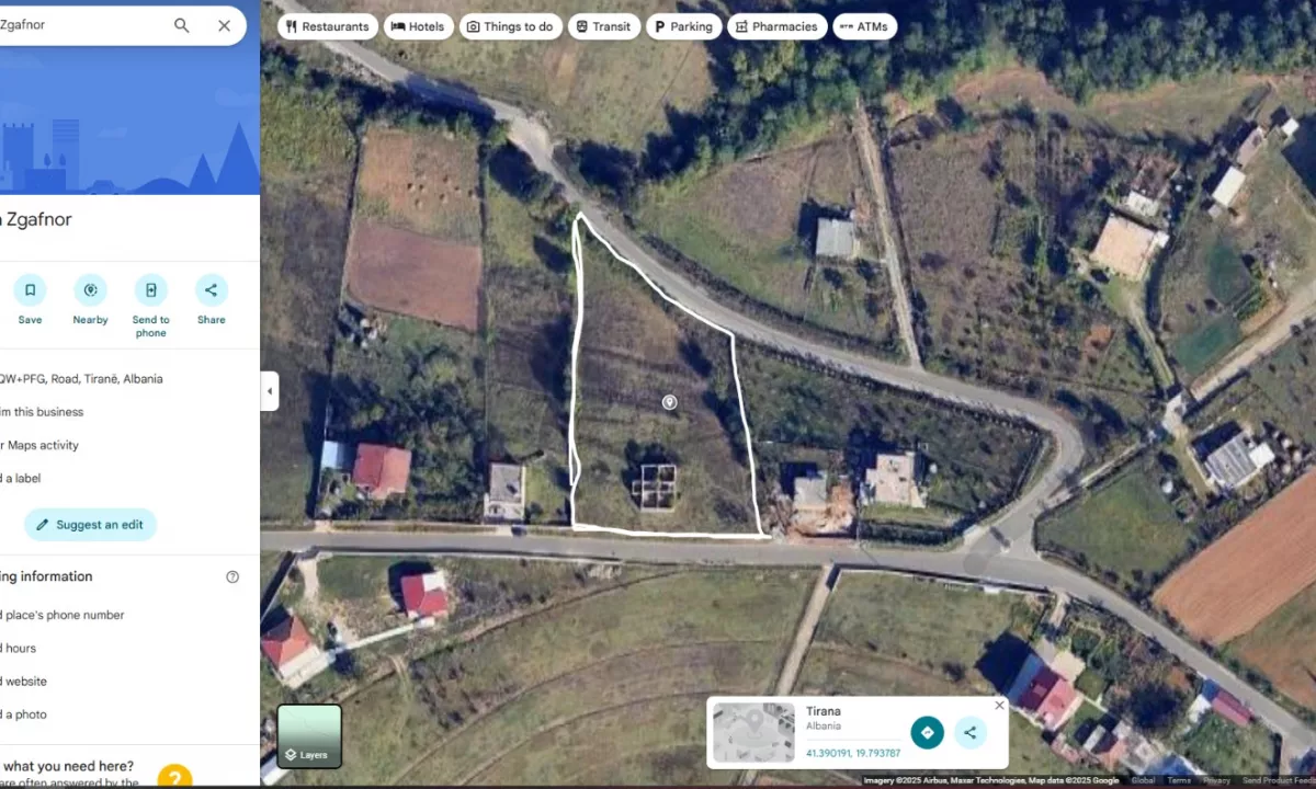 Shitet Toke + Shtepi e parregulluar  me siperfaqe 3,300 m2/135,000 euro