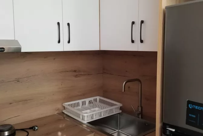 Shtepi me qera Apartament ne Tirane, 2+1, Mobilimi E mobiluar, Pagesa 600  Euro.
