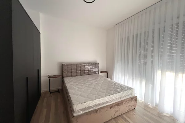Shtepi me qera Apartament ne Tirane, 2+1, Mobilimi E mobiluar, Pagesa 800  Euro.