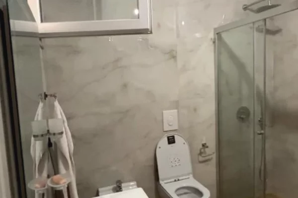 Apartment for rent in Tirana 2+1, Emty