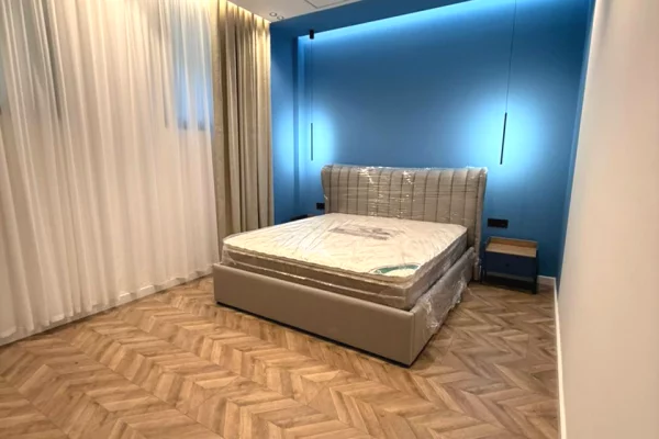 Shtepi me qera Apartament ne Tirane, 2+1, Mobilimi E mobiluar, Pagesa 900  Euro.
