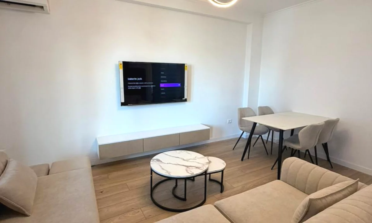 Shtepi me qera Apartament ne Tirane, 2+1, Mobilimi E mobiluar, Pagesa 800  Euro.