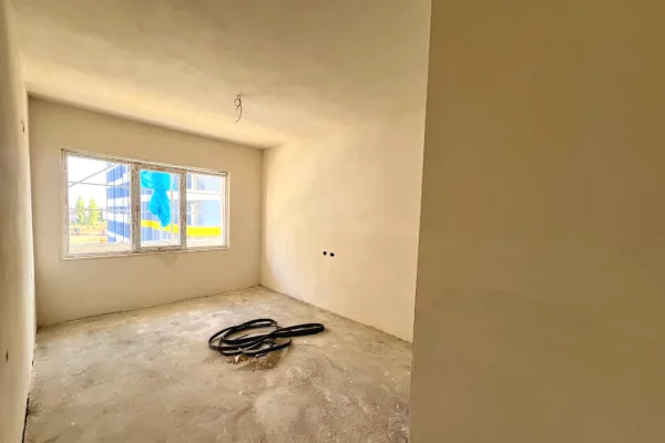 Shtepi ne shitje Apartament ne Tirane, 2+1, Mobilimi Bosh, pa mobiluar, Pagesa 155,000  Euro.