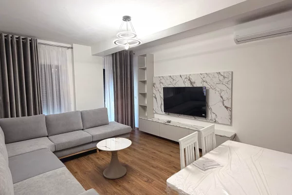 House for Rent 1+1 in Tirana - 70,000 Leke