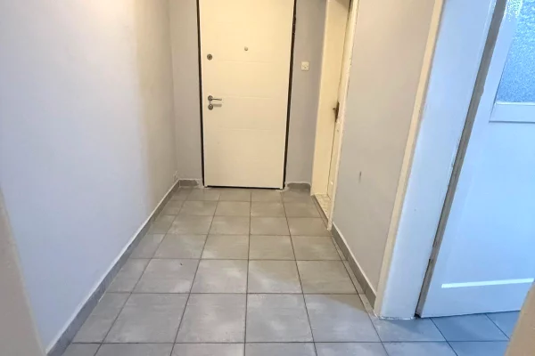 Appartamento in affitto a Tirana 1+1, Arredato