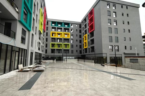 Appartamento in vendita a Tirana 1+1, Vuoto