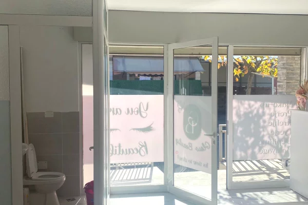 Ambient biznesi me qera 3+1 ne Tirane - 400 Euro