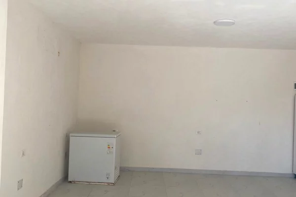 Ambient biznesi me qera 3+1 ne Tirane - 400 Euro