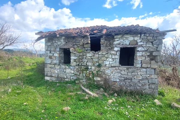 Land for Sale 2+1 in Tirana - 72,000 Euro