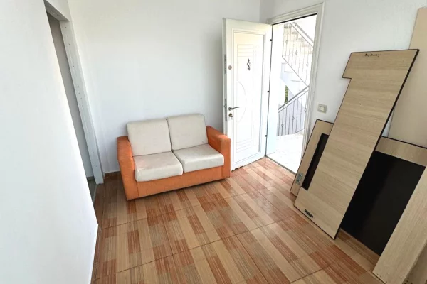 Penthouse (panoramic top floor) for rent in Tirana 1+1, Furnished