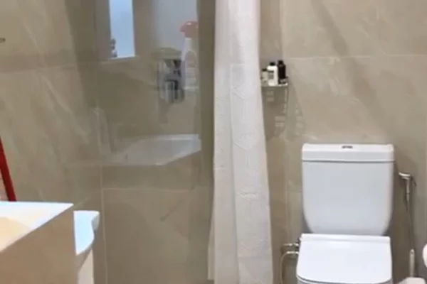 Shtepi me qera Apartament ne Tirane, 2+1, Mobilimi E mobiluar, Pagesa 550  Euro.