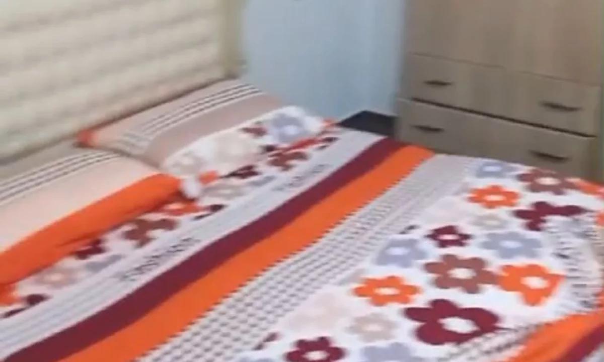 Shtepi me qera Apartament ne Durres, 1+1, Mobilimi E mobiluar, Pagesa 25,000  Leke.