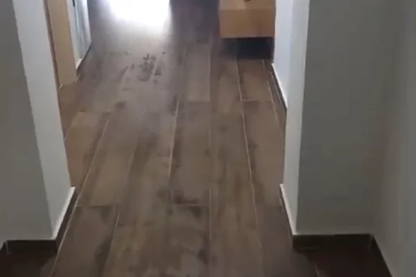 Shtepi me qera Apartament ne Durres, 1+1, Mobilimi E mobiluar, Pagesa 25,000  Leke.