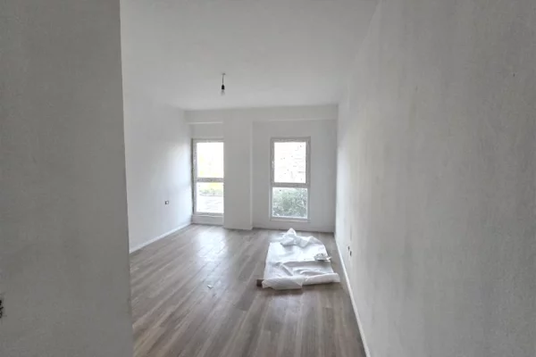 Apartment for sale in Tirana 1+1, Emty