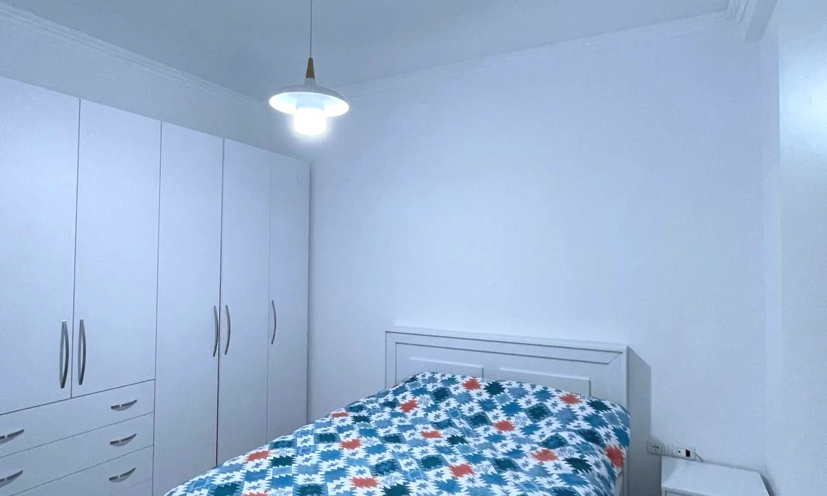 Shtepi me qera Apartament ne Tirane, 1+1, Mobilimi E mobiluar, Pagesa 50,000  Leke.