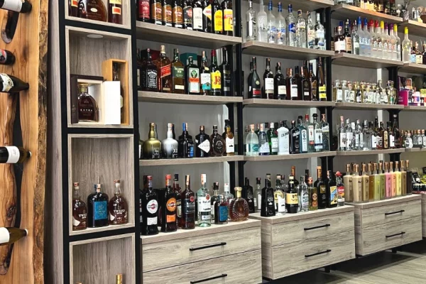 Shitet ambient biznesi ne Durres plazh/140,000 euro