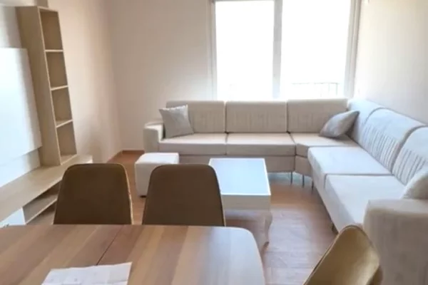 Casa in affitto 1+1 a Tirana - 35,000 Leke