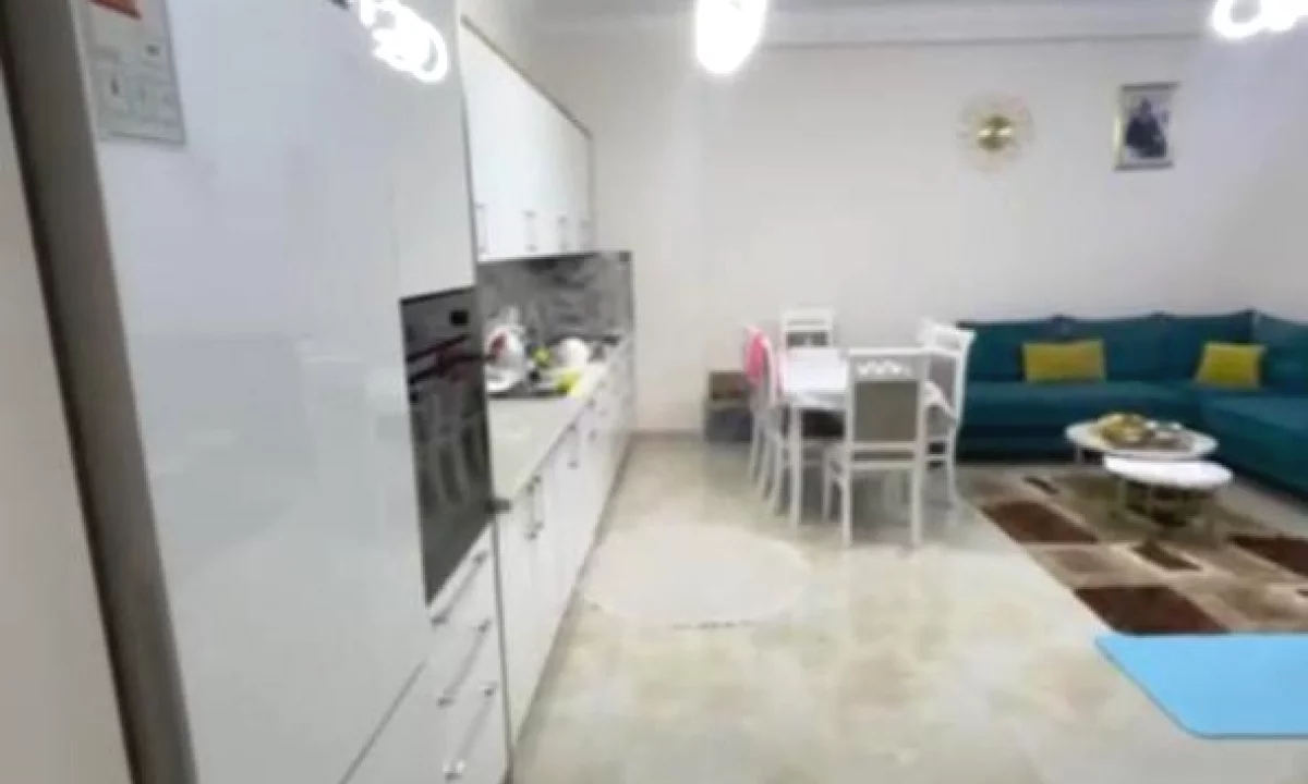 Appartamento in affitto a Tirana 3+1, Arredato