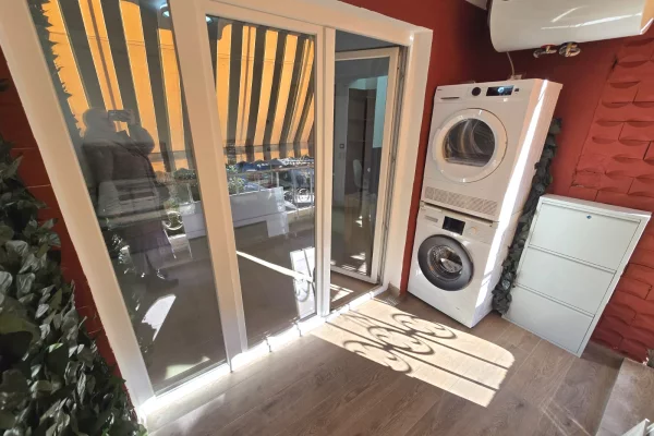 Shtepi me qera Apartament ne Tirane, Garsoniere, Mobilimi E mobiluar, Pagesa 550  Euro.