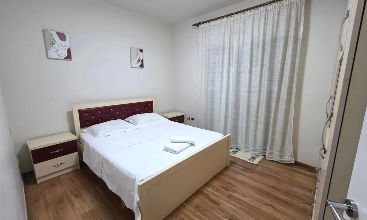 Shtepi me qera Apartament ne Tirane, 1+1, Mobilimi E mobiluar, Pagesa 500  Euro.