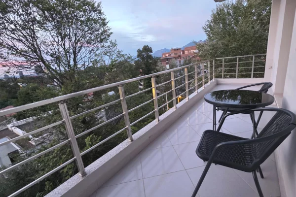 Shtepi me qera Apartament ne Tirane, 1+1, Mobilimi E mobiluar, Pagesa 500  Euro.