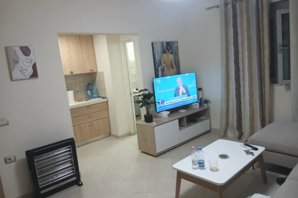 Shitet apartament 1+1 tek Oxhaku/125,000 euro