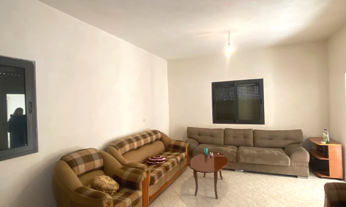 Appartamento in affitto a Tirana 2+1, Arredato