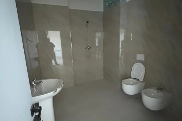 Appartamento in affitto a Tirana 1+1, Arredato