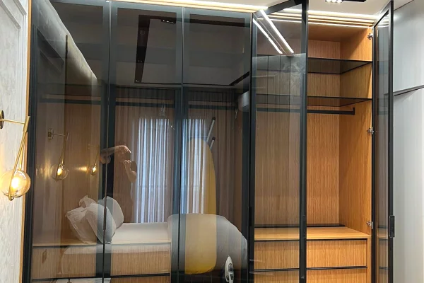 Shtepi me qera Apartament ne Tirane, 2+1, Mobilimi E mobiluar, Pagesa 2,000  Euro.