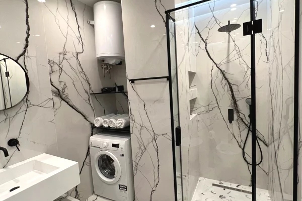 Shtepi me qera Apartament ne Tirane, 2+1, Mobilimi E mobiluar, Pagesa 2,000  Euro.