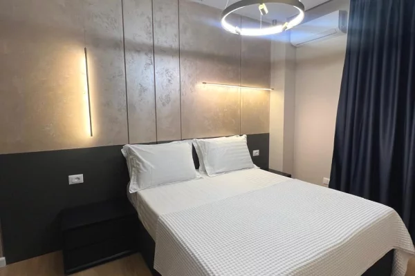 Shtepi me qera Apartament ne Tirane, 2+1, Mobilimi E mobiluar, Pagesa 1,600  Euro.