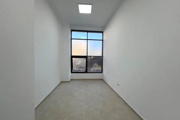 Ambient biznesi me qera 1+1 ne Tirane - 450 Euro