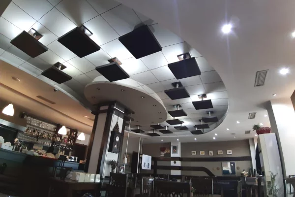 Jepet me qira ambient ideal për menzë / restorant – Laprakë