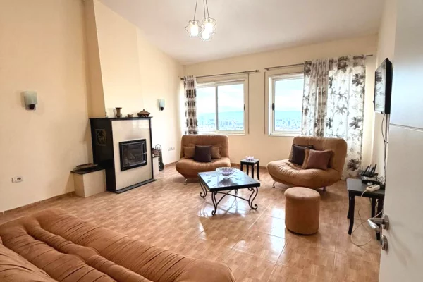 Shitet apartament 2+1+2 ne Fresk/175,000 euro