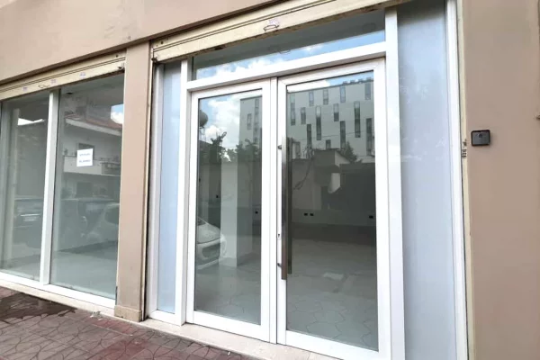 Jepet me qera ambient biznesi/50.000 leke ne Astir