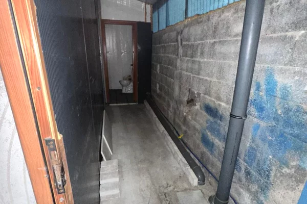 Ambient biznesi me qera 6+1 ne Tirane - 100,000 Leke