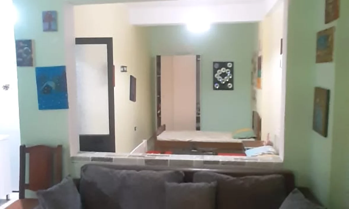 Shtepi ne shitje Apartament ne Durres, 1+1, Mobilimi E mobiluar, Pagesa 60,000  Euro.