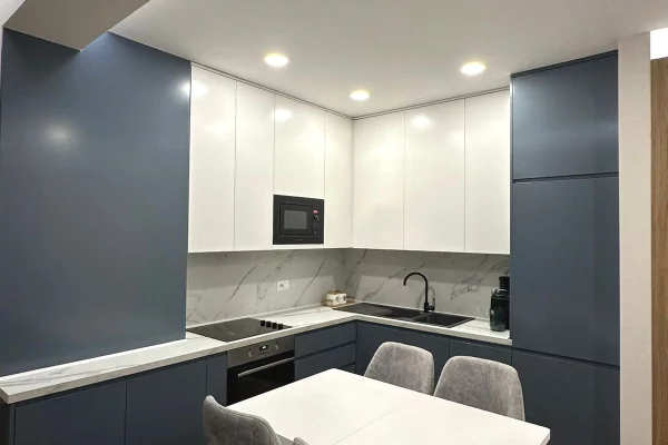 Shtepi ne shitje Apartament ne Tirane, 2+1, Mobilimi E mobiluar, Pagesa 210,000  Euro.