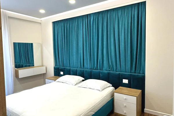 Shtepi ne shitje Apartament ne Tirane, 2+1, Mobilimi E mobiluar, Pagesa 210,000  Euro.