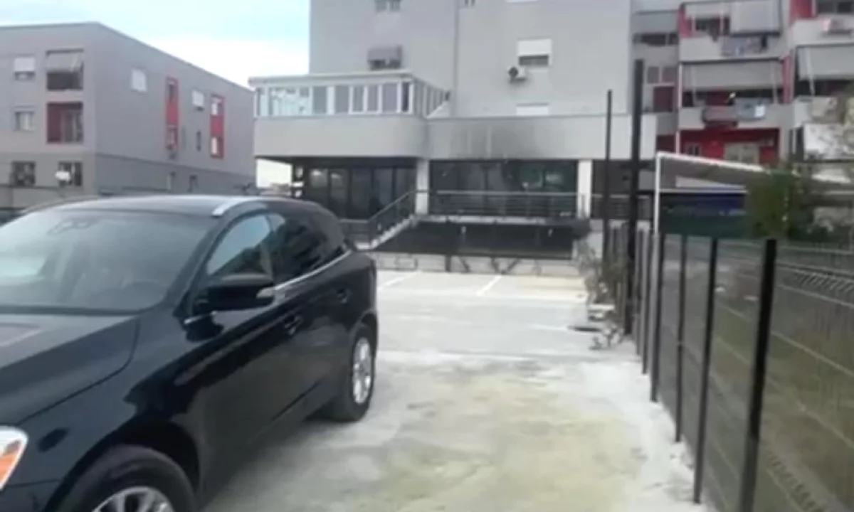 Jepet me qira toke  Tresh/500 euro