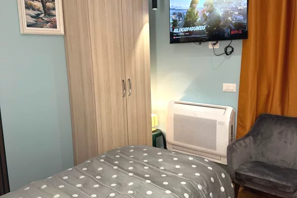 Appartamento in affitto a Tirana 2+1, Arredato