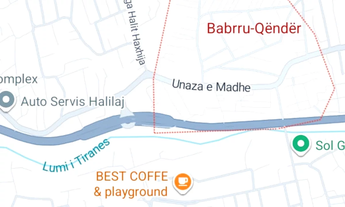 Shitet dyqan dhe nje magazine ne Babrru rruge kryesore