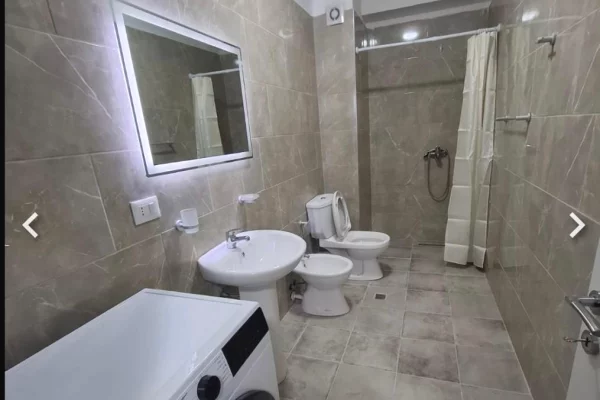 Shtepi me qera Apartament ne Tirane, 2+1, Mobilimi E mobiluar, Pagesa 500  Euro.