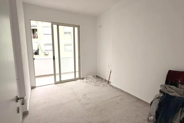 Appartamento in vendita a Tirana 2+1, Arredato